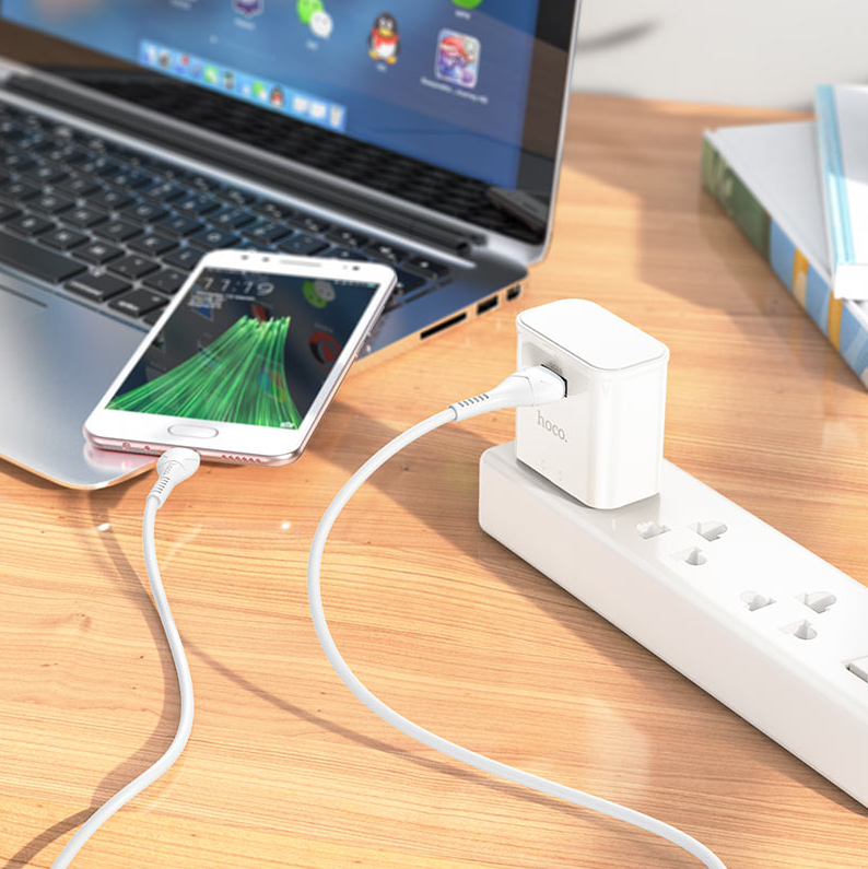 USB Charging plug with USB-C cable for Android and iPhone with USB-C port. QC3 Fast Charger. 12v 1.5a 18W Hoco C92B